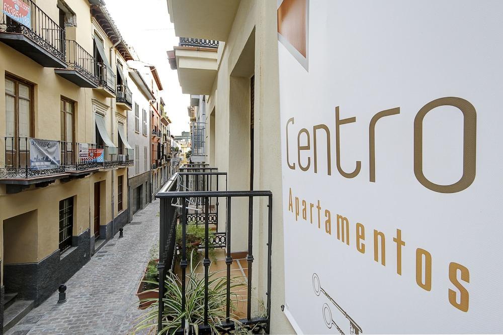 Apartamentos Turisticos Centro Granada Exteriér fotografie